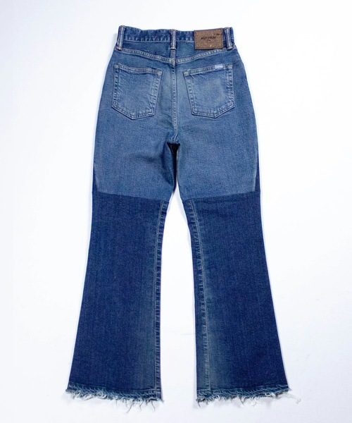 Sanca(サンカ)の「【AUTHEN】オーセン/ CIRCULAR DENIM FLARE LEG-REBUILD(レディース)(デニムパンツ・レディース・ブルー系その他・25inch/23inch/27inch)」の3枚目の写真