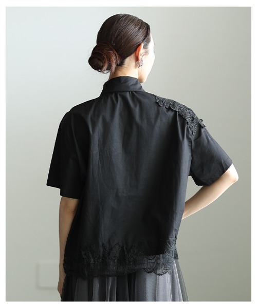 Sawa a la mode(サワアラモード)の「花モチーフレースアシンメトリーブラウス(シャツ/ブラウス・レディース・ブルー/ブラック・FREE)」の21枚目の写真