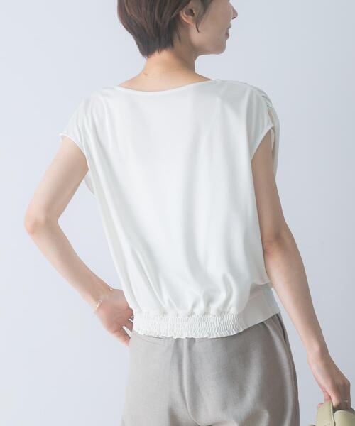 URBAN RESEARCH ROSSO WOMEN(アーバンリサーチ ロッソ)の「トリアセ混ドレープネックカットソー(Tシャツ/カットソー・レディース・オフホワイト/ブラウン・FREE)」の6枚目の写真