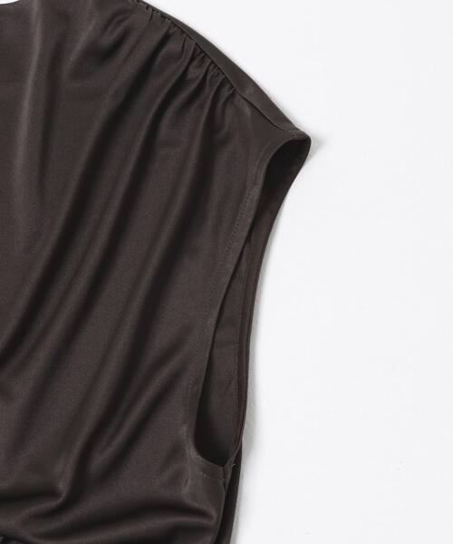 URBAN RESEARCH ROSSO WOMEN(アーバンリサーチ ロッソ)の「トリアセ混ドレープネックカットソー(Tシャツ/カットソー・レディース・オフホワイト/ブラウン・FREE)」の15枚目の写真