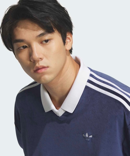 adidas(アディダス)の「ベロア長袖ポロシャツ / アディダスオリジナルス adidas Originals(ポロシャツ・メンズ・ブルー・X-LARGE/X-SMALL/XX-LARGE/XX-SMALL/3XL/LARGE/MEDIUM/SMALL)」の2枚目の写真