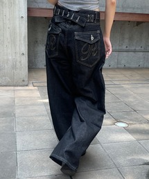 meJane（ミージェーン）の「RRロゴステッチ ブラックデニムカーブパンツ（デニムパンツ）」