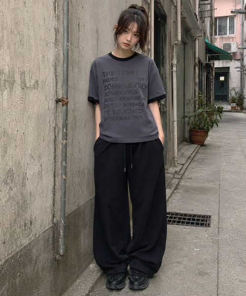 PIECEMAKER(ピースメーカー)の「レタリングリングセミクロップ半袖Tシャツ(チャコール)(Tシャツ/カットソー・レディース・その他・MEDIUM/LARGE)」の2枚目の写真