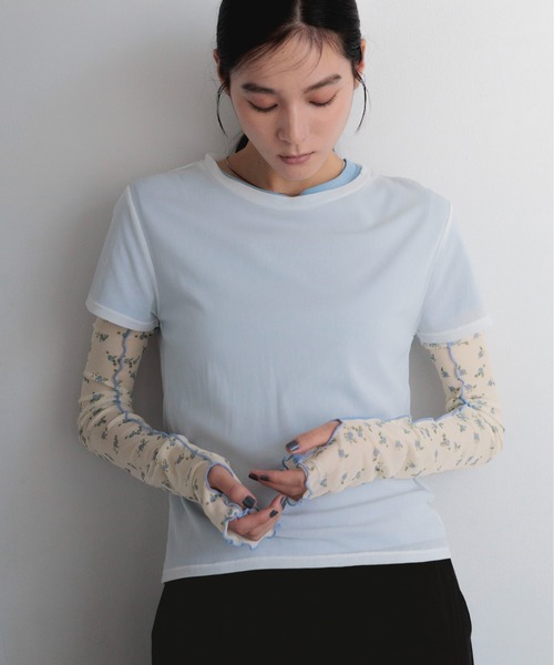 LOWRYS FARM(ローリーズファーム)の「ナイロンシアーTEE 1063358(Tシャツ/カットソー・レディース・ネイビー/ライトブルー/ゴールド系その他/オフホワイト・FREE)」の6枚目の写真
