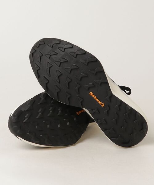 adidas（アディダス）の「テレックス アグラヴィック スピード 2 トレイルランニング / Terrex Agravic Speed 2 Trail Running / アディダス adidas（スニーカー・メンズ・ブラック・24.0cm/23.5cm/23.0cm/30.0cm/29.5cm/29.0cm/28.5cm/28.0cm/27.5cm/27.0cm/26.5cm/26.0cm/25.5cm/25.0cm/24.5cm）」の5枚目の写真