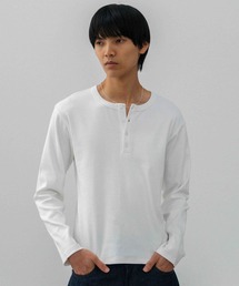 LURAKU（ルラク）の「【LURAKU】Rib Henry Neck Long Sleeve Tee / リブヘンリーネックロングスリーブTシャツ（Tシャツ/カットソー）」