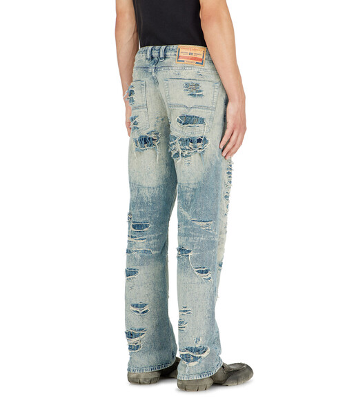 DIESEL(ディーゼル)の「メンズ デニムパンツ 1980 D-EEPER(デニムパンツ・メンズ・ライトインディゴブルー・32inch/28inch/30inch)」の5枚目の写真