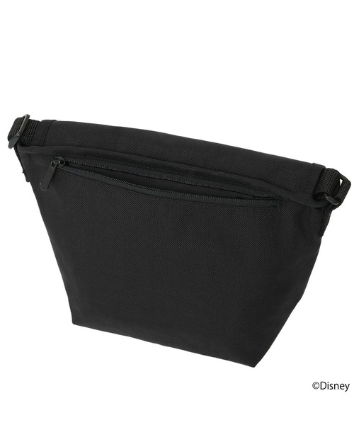 Manhattan Portage(マンハッタンポーテージ)の「Manhattan Portage/マンハッタンポーテージ ショルダーバック "ミッキー&フレンズ コレクション" NYLON MESSENGER BAG(XS)BACK POCKET W/DIVIDER MAGNET/MICKEY/26 MP1603DMMIC26M(ショルダーバッグ・メンズ・ブラック・FREE)」の11枚目の写真