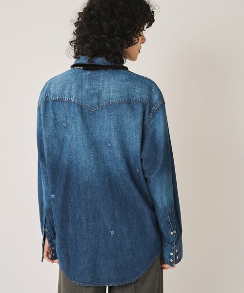 Whim Gazette(ウィムガゼット)の「【Wrangler】刺繍デニムシャツ(シャツ/ブラウス・レディース・インディゴブルー/ブルー・FREE)」の5枚目の写真