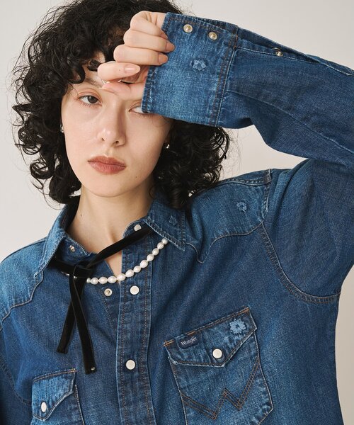 Whim Gazette(ウィムガゼット)の「【Wrangler】刺繍デニムシャツ(シャツ/ブラウス・レディース・インディゴブルー/ブルー・FREE)」の9枚目の写真