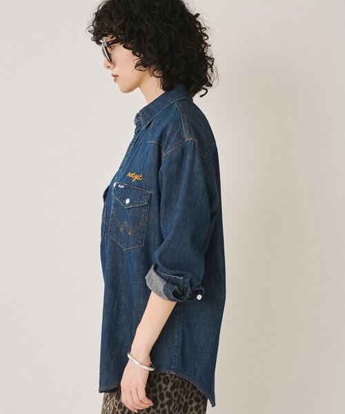 Whim Gazette(ウィムガゼット)の「【Wrangler】刺繍デニムシャツ(シャツ/ブラウス・レディース・インディゴブルー/ブルー・FREE)」の18枚目の写真
