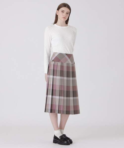 BLUE LABEL CRESTBRIDGE(ブルーレーベルクレストブリッジ)の「クレストブリッジチェックポリエステルビエラプリーツスカート(スカート・レディース・レッド/パープル系その他7・38/36)」の10枚目の写真