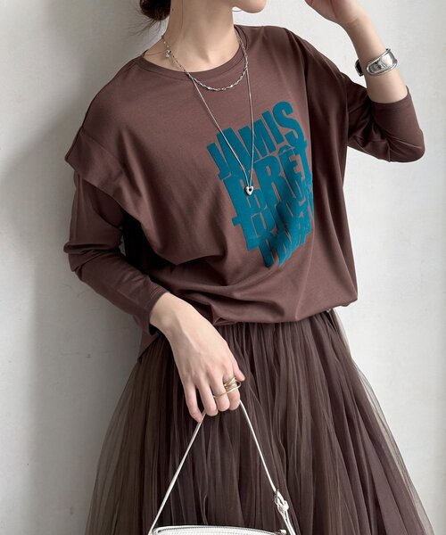 DouDou（ドゥドゥ）の「【WEB限定】フロッキーロゴプリント肩タックロンTEE（Tシャツ/カットソー・レディース・ブラウン/ブラック/ベージュ・FREE）」の18枚目の写真