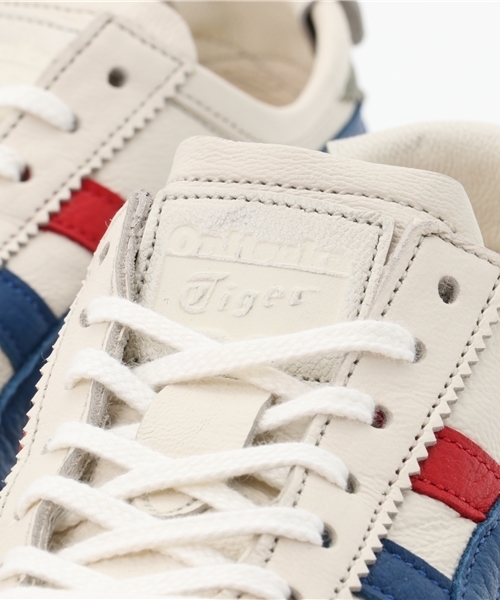 Onitsuka Tiger(オニツカタイガー)の「オニツカタイガー メキシコ66 デラックス ウィーメンズ Onitsuka Tiger MEXICO 66 DELUXE W'S(スニーカー・レディース・ベージュ系その他/ホワイト×ブルー・25/23/24/24.5/23.5)」の8枚目の写真
