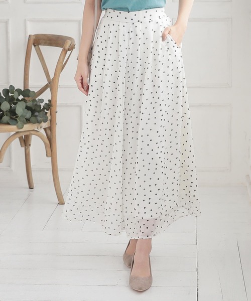 KOBE LETTUCE(コウベレタス)の「ウエストタックシフォンワイドフレアパンツ(その他パンツ・レディース・ベージュ/ネイビー/ブルー系その他/ブラック/サックスブルー/ピンク/オフホワイト/グレー/ラベンダー/ホワイト系その他/ホワイト系その他2/ブラック系その他/レッド/ブラック系その他2/ブルー系その他2/ブラウン/ブルー系その他3/マスタード/カーキ/ピンク系その他/イエロー系その他/ライトベージュ/ブラック系その他3/イエロー/ブルー系その他4/ドット/ブルー系その他5/ホワイト系その他3/ホワイト系その他4/レッド系その他/ミント/パープル/オレンジ/ブルー/モカ/ブラック系その他4/オレンジ系その他/ホワイト系その他5/グレイッシュベージュ/ブルー系その他6/ホワイト系その他6/ブラウン系その他/ベージュ系その他/グレー系その他/ブラック系その他5/ホワイト系その他7・FREE/M/L)」の7枚目の写真