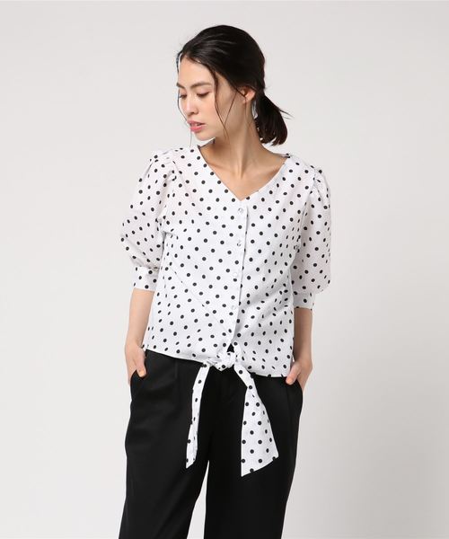 Cheek(チーク)の「2WAYドットリボンブラウス(シャツ/ブラウス・レディース・オフホワイト/ブラック/ベージュ・MEDIUM)」の7枚目の写真