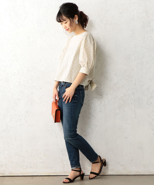 Cheek(チーク)の「2WAYドットリボンブラウス(シャツ/ブラウス・レディース・オフホワイト/ブラック/ベージュ・MEDIUM)」の13枚目の写真