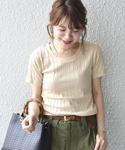 SHIPS（シップス）の「リブクルーネックTee（Tシャツ/カットソー・レディース・ライトホワイト/ブラック/ベージュ/ブラウン/イエロー系その他2/パープル・ONE SIZE）」の5枚目の写真