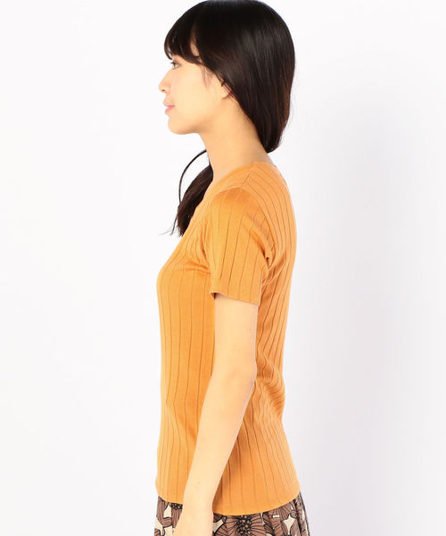 SHIPS（シップス）の「リブクルーネックTee（Tシャツ/カットソー・レディース・ライトホワイト/ブラック/ベージュ/ブラウン/イエロー系その他2/パープル・ONE SIZE）」の7枚目の写真