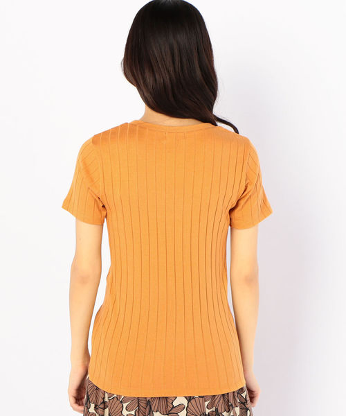 SHIPS（シップス）の「リブクルーネックTee（Tシャツ/カットソー・レディース・ライトホワイト/ブラック/ベージュ/ブラウン/イエロー系その他2/パープル・ONE SIZE）」の9枚目の写真