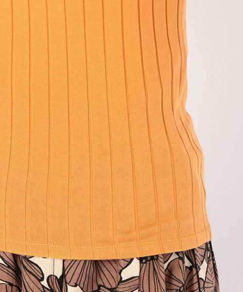 SHIPS（シップス）の「リブクルーネックTee（Tシャツ/カットソー・レディース・ライトホワイト/ブラック/ベージュ/ブラウン/イエロー系その他2/パープル・ONE SIZE）」の13枚目の写真