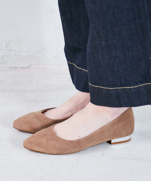 ORiental TRaffic（オリエンタルトラフィック）の「本革スエードフラットパンプス★R-6002（パンプス・レディース・ブラック/ベージュ/ピンク/イエロー/ブルー/グレー/ネイビー/グリーン/パープル・40/38/39/41/42/35/36/37/34/33/43）」の4枚目の写真