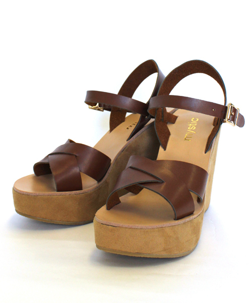 mystic（ミスティック）の「カラースエードウエッジ（サンダル・レディース・ホワイト/ブラック/ダークブラウン/ベージュ/グリーン/ピンク・37/36/38）」の9枚目の写真