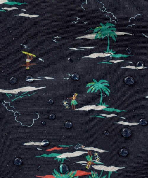 KiU（キウ）の「ウォータープルーフミニショルダーバッグ【2】（ショルダーバッグ・メンズ・ブラック/ネイビー/レッド/オフホワイト/ブルー/アイボリー/ホワイト系その他/ブラック系その他/ブルー系その他/レオパード・FREE）」の21枚目の写真