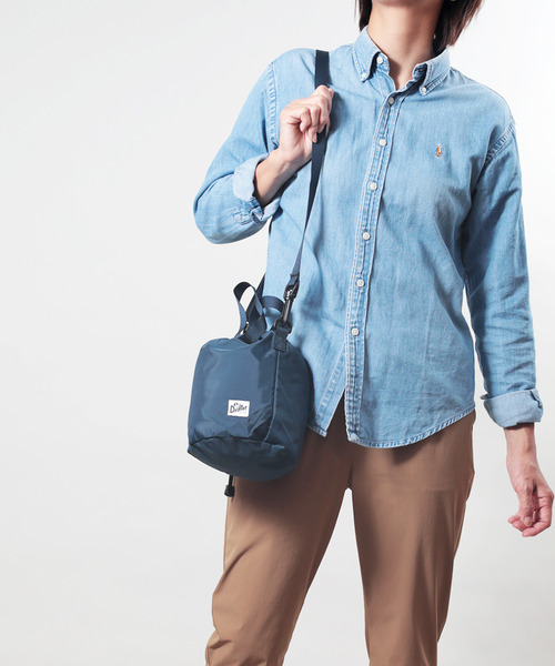 Drifter（ドリフター）の「DRAWSTRING POUCH／ドローストリングポーチ（ショルダーバッグ・レディース・ケリーグリーン/ブラック/レオパード/グレー/パープル/タン/ピンク/ターコイズブルー/その他1/その他2/ベージュ系その他/ネイビー/ダークブラウン/アニマル/ベージュ系/ブラック系その他/ブラウン系その他/ブラック×ブラック/ネイビー系/ダークグリーン/ブルー/ブラウン×イエロー/レモンイエロー/ネイビー×ホワイト/ゼブラ/ホワイト系その他/グリーン系その他/ブラック系その他2/ベビーピンク/サックスブルー/ライム/バーガンディー/グリーン系カモフラージュ/ドット/ピーコックグリーン系・FREE）」の19枚目の写真