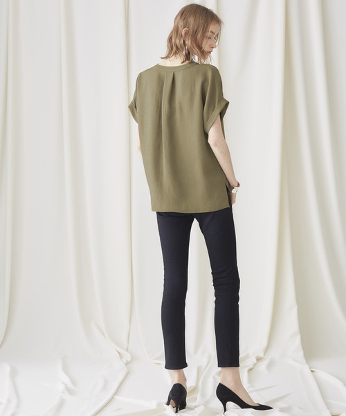 STUDIOUS（ステュディオス）の「【STUDIOUS】リネンライク セットアップキーネック スキッパーブラウス（シャツ/ブラウス・レディース・ブラック/ベージュ/ライトカーキ・FREE）」の15枚目の写真