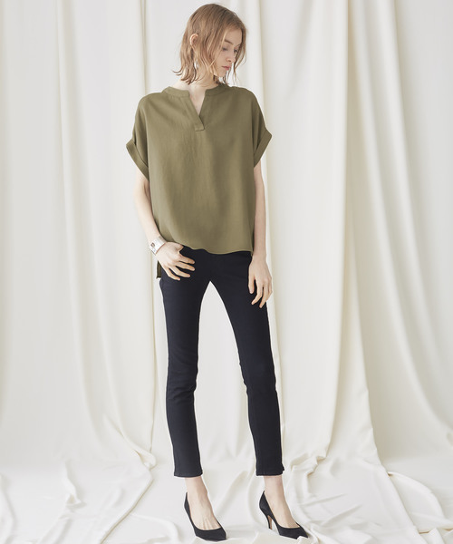 STUDIOUS（ステュディオス）の「【STUDIOUS】リネンライク セットアップキーネック スキッパーブラウス（シャツ/ブラウス・レディース・ブラック/ベージュ/ライトカーキ・FREE）」の5枚目の写真