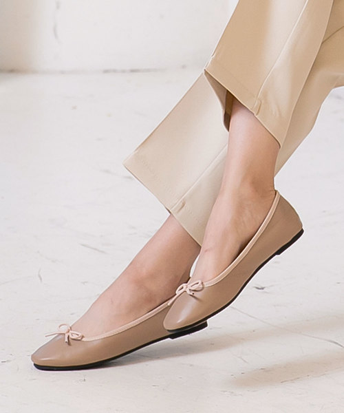 KOBE LETTUCE(コウベレタス)の「スクエアトゥバレエパンプス(パンプス・レディース・ブラック/ベージュ/ブラウン/グリーン/ゴールド系その他/アニマル/シルバー/ミント/アイボリー/その他/レオパード/イエロー/ゼブラ/ブラック系その他/パープル/レッド/パイソン・LL/S/M/L)」の6枚目の写真