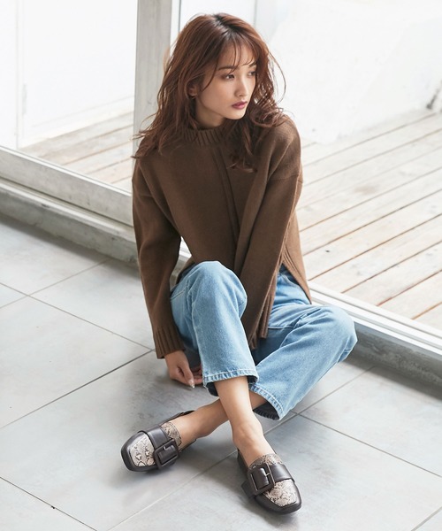 KOBE LETTUCE(コウベレタス)の「サイドスリットリブ編みハイネック切り替えニットトップス(ニット/セーター・レディース・ブラウン/ベージュ系その他/グリーン系その他/ピンク系その他・FREE)」の11枚目の写真