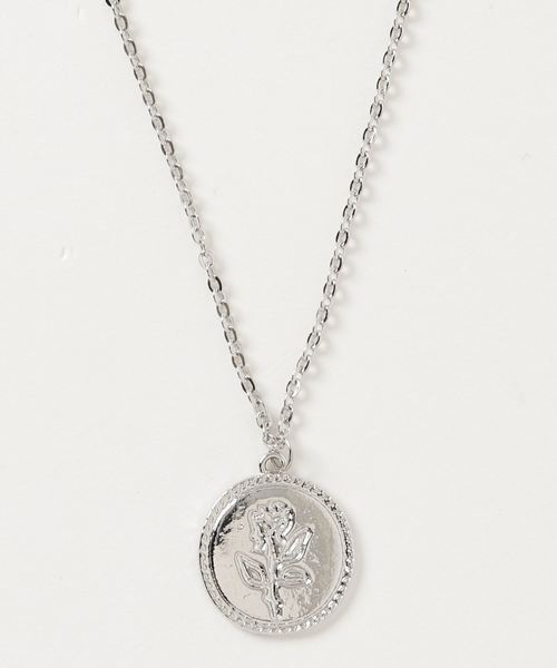 WEGO(ウィゴー)の「WEGO/ワンポイントネックレス(ネックレス・レディース・その他1/その他2/その他3/その他4/その他5/その他6・FREE)」の1枚目の写真