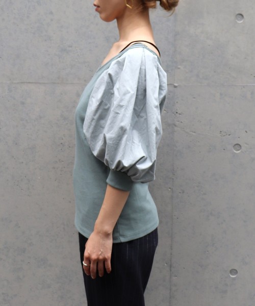 NINE（ナイン）の「バルーンスリーブコンビプルオーバー（Tシャツ/カットソー・レディース・オフホワイト/グリーン・FREE）」の6枚目の写真
