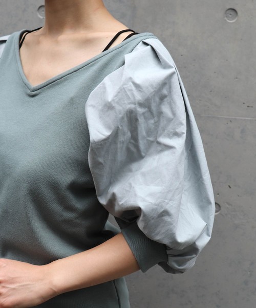 NINE（ナイン）の「バルーンスリーブコンビプルオーバー（Tシャツ/カットソー・レディース・オフホワイト/グリーン・FREE）」の3枚目の写真