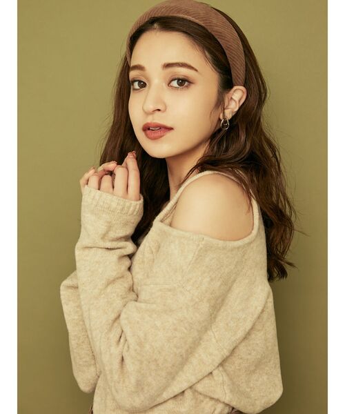 RESEXXY(リゼクシー)の「変形ニットトップス(ニット/セーター・レディース・ブラック/ベージュ/グレー・FREE)」の10枚目の写真