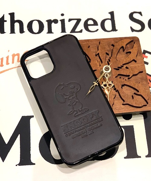 Snoopy I Phone Cover 12 12pro 6 1inch Snoopy Wood S スヌーピー アイフォーン カバー スマホケース カバー Snoopy Old Betty S スヌーピーカケルオールドベティーズ のファッション通販 Zozotown