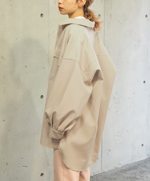 tiptop(ティップトップ)の「2021SS フェイクレザーCPOシャツ(カバーオール・レディース・ベージュ/ブラック/オフホワイト・FREE)」の11枚目の写真