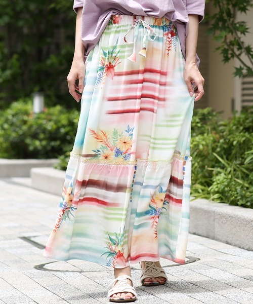 チチカカ（チチカカ）の「ボタニカルペイントスカート（スカート・レディース・ブラウン/カラフル・FREE）」の2枚目の写真