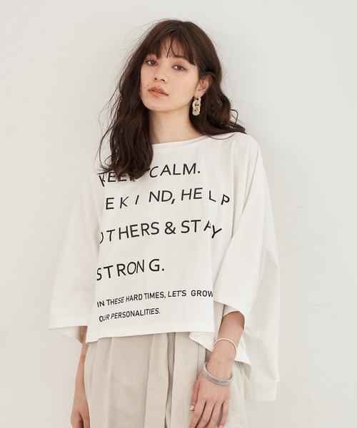 Editt by YECCA VECCA（エディットバイイェッカヴェッカ）の「オーバードロップロゴTee　＊（Tシャツ/カットソー・レディース・オフホワイト/チャコールグレー/イエロー・FREE）」の2枚目の写真