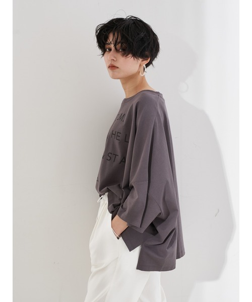 Editt by YECCA VECCA（エディットバイイェッカヴェッカ）の「オーバードロップロゴTee　＊（Tシャツ/カットソー・レディース・オフホワイト/チャコールグレー/イエロー・FREE）」の11枚目の写真