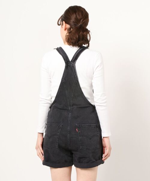Levi's（リーバイス）の「VINTAGE SHORTALL LOOSE CANNON（サロペット/オーバーオール・レディース・ブラック・M/S/XS）」の2枚目の写真