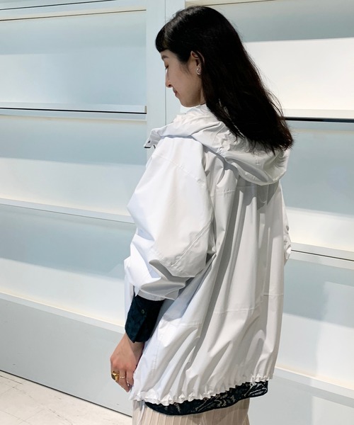 STUNNING LURE（スタニングルアー）の「アスレジャーブルゾン