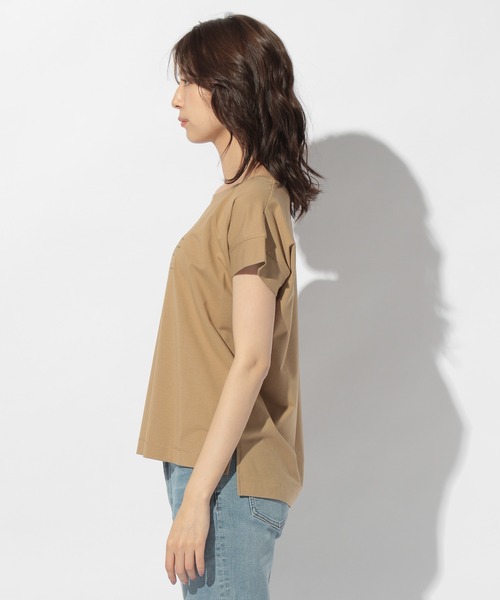 BAYFLOW(ベイフロー)の「アソートロゴクルーネックTシャツ(Tシャツ/カットソー・レディース・ライトグレー/ブラック/オフホワイト/ブルー/ラベンダー/キャメル・SMALL/MEDIUM)」の19枚目の写真