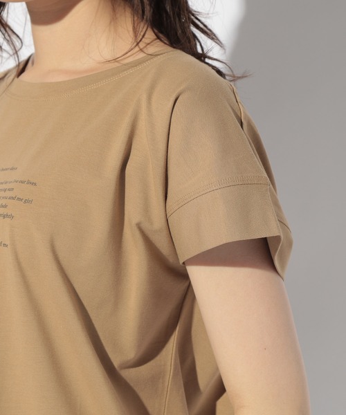 BAYFLOW(ベイフロー)の「アソートロゴクルーネックTシャツ(Tシャツ/カットソー・レディース・ライトグレー/ブラック/オフホワイト/ブルー/ラベンダー/キャメル・SMALL/MEDIUM)」の9枚目の写真
