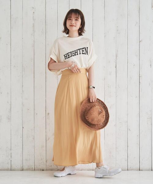 coen by SIZU（コーエンバイシズ）の「coen by SIZU サテンフレアスカート（スカート・レディース・オフホワイト/ベージュ・SMALL/MEDIUM）」の5枚目の写真