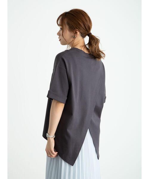 earth music&ecology(アースミュージックアンドエコロジー)の「スムースバックスリットTシャツ *(Tシャツ/カットソー・レディース・ピンク/チャコールグレー/ブラック/ミント/グレイッシュベージュ/オフホワイト・FREE)」の8枚目の写真