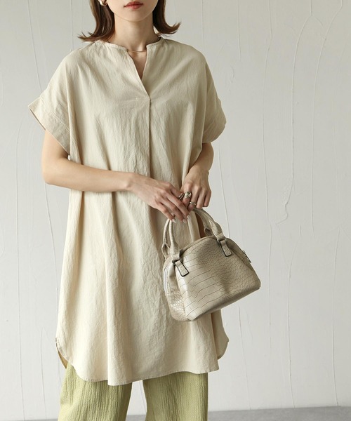 Chillfar（チルファー）の「スリットネックフレンチスリーブチュニック（チュニック・レディース・ベージュ/キャメル/チャコール・MEDIUM/LARGE）」の16枚目の写真