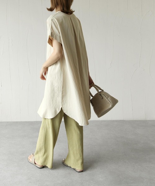 Chillfar（チルファー）の「スリットネックフレンチスリーブチュニック（チュニック・レディース・ベージュ/キャメル/チャコール・MEDIUM/LARGE）」の19枚目の写真